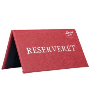 Reserveret bordskilt 120x67 mm, med dit logo, PU læder rød